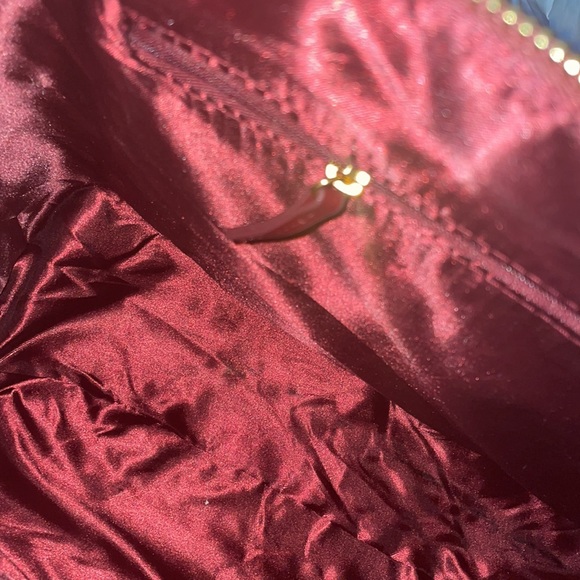 New Purse - Picture 3 of 4